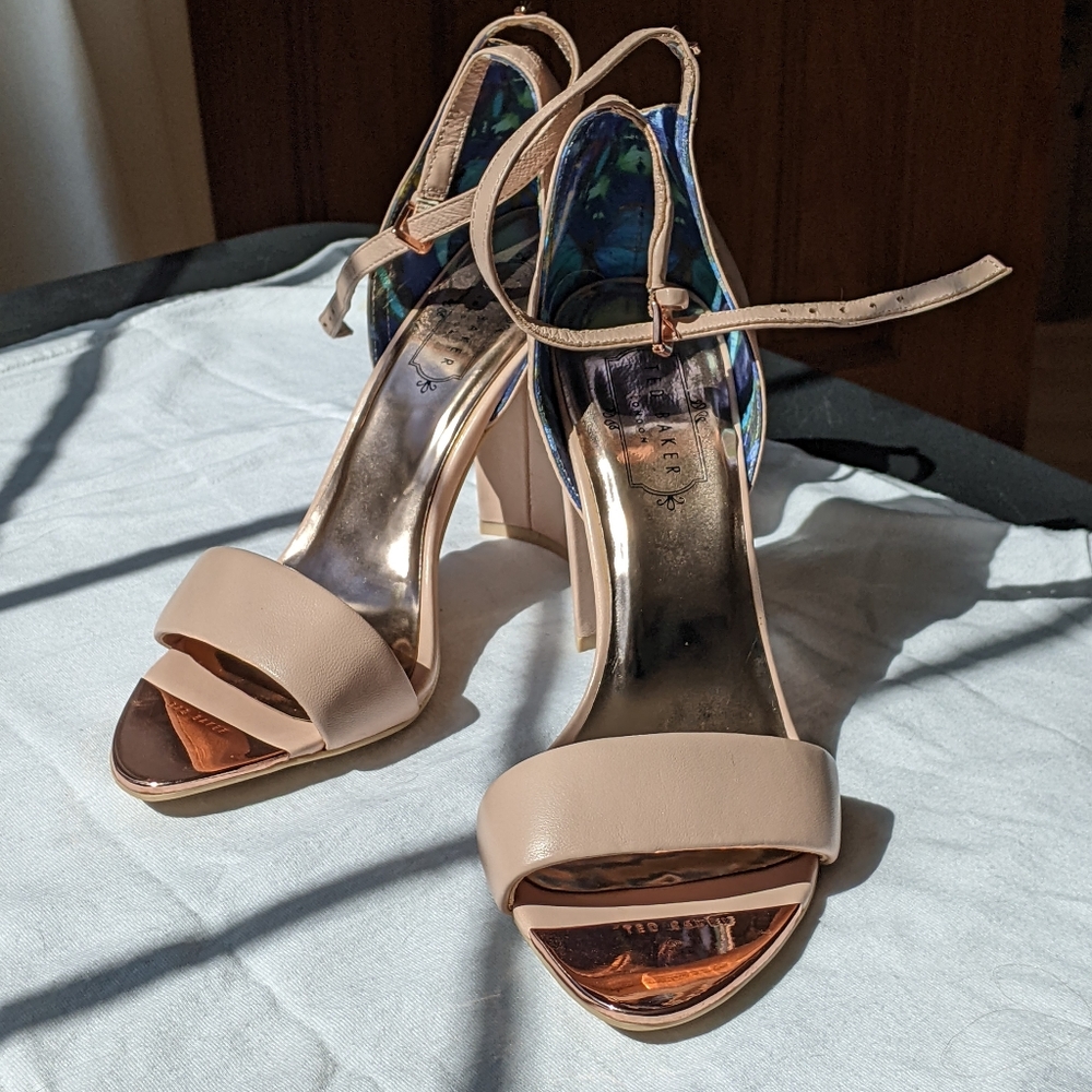 Ted Baker Pink and Rose Gold Heels - US size 9.5